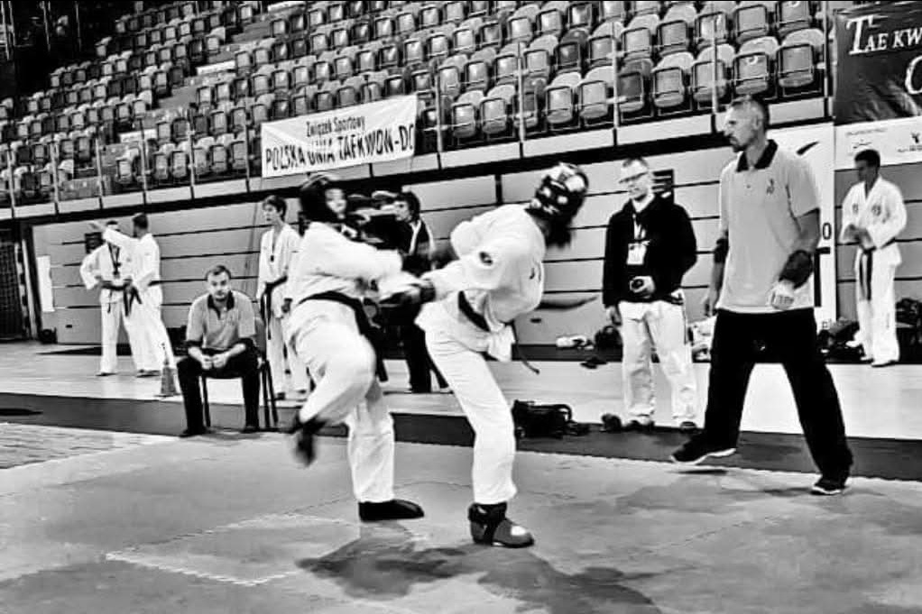 Anna Wettkampf Kickboxen